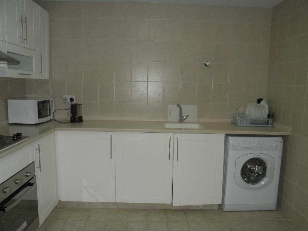 Hamasa Plaza Hotel y apartamentos Al Buraimi Habitación foto